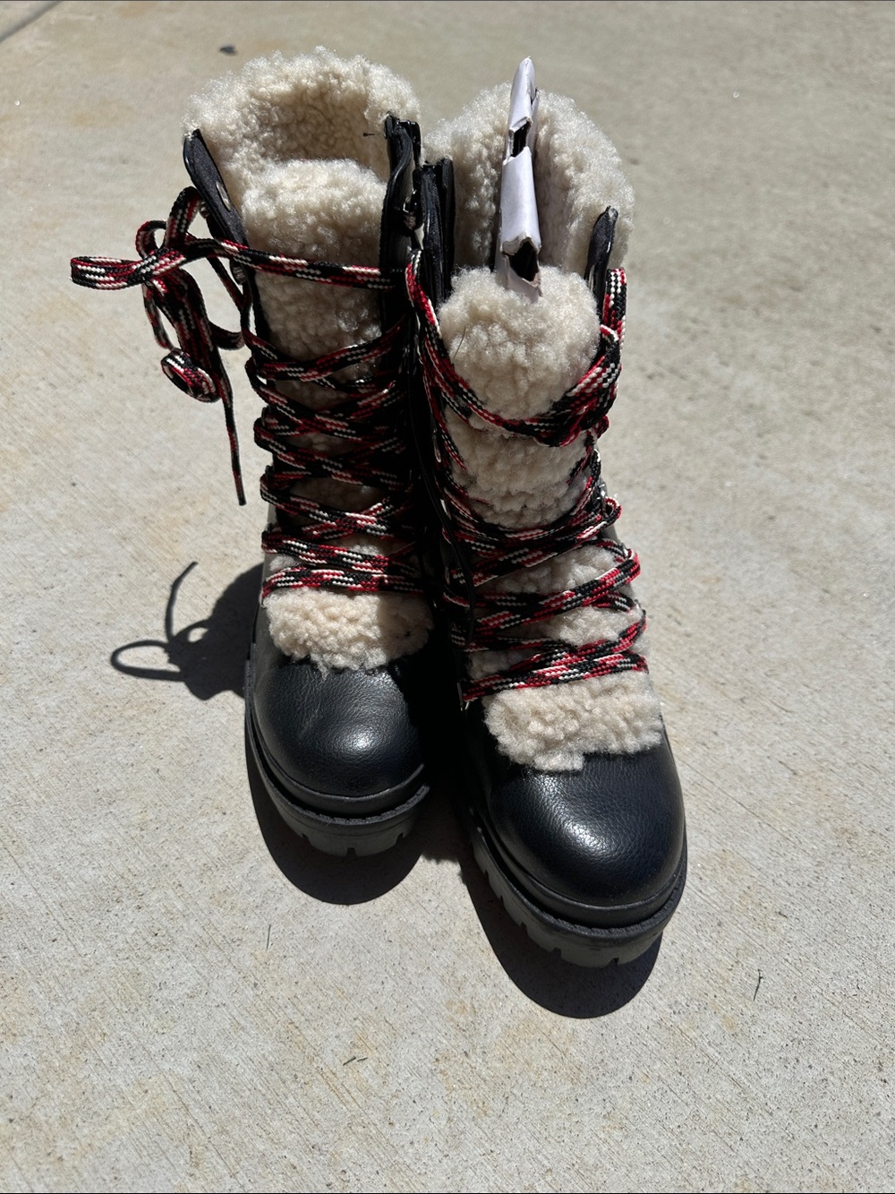 Women's Black Lug-Heel Sherpa-Lined Lace-Up Boots - Picture 2 of 2